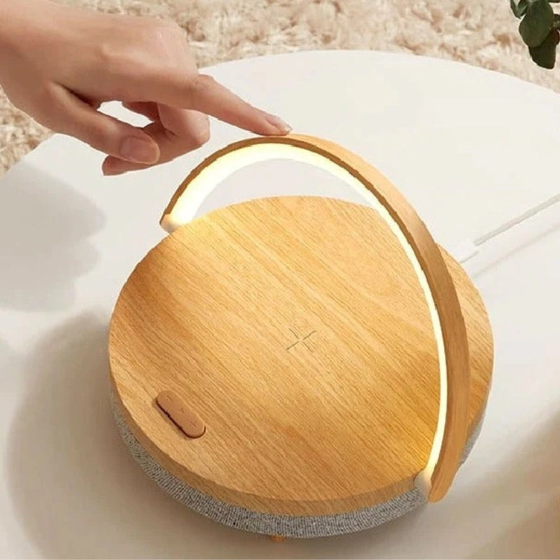 GlowSync – 3-i-1 LED-lampe med Bluetooth-høyttaler og trådløs lader