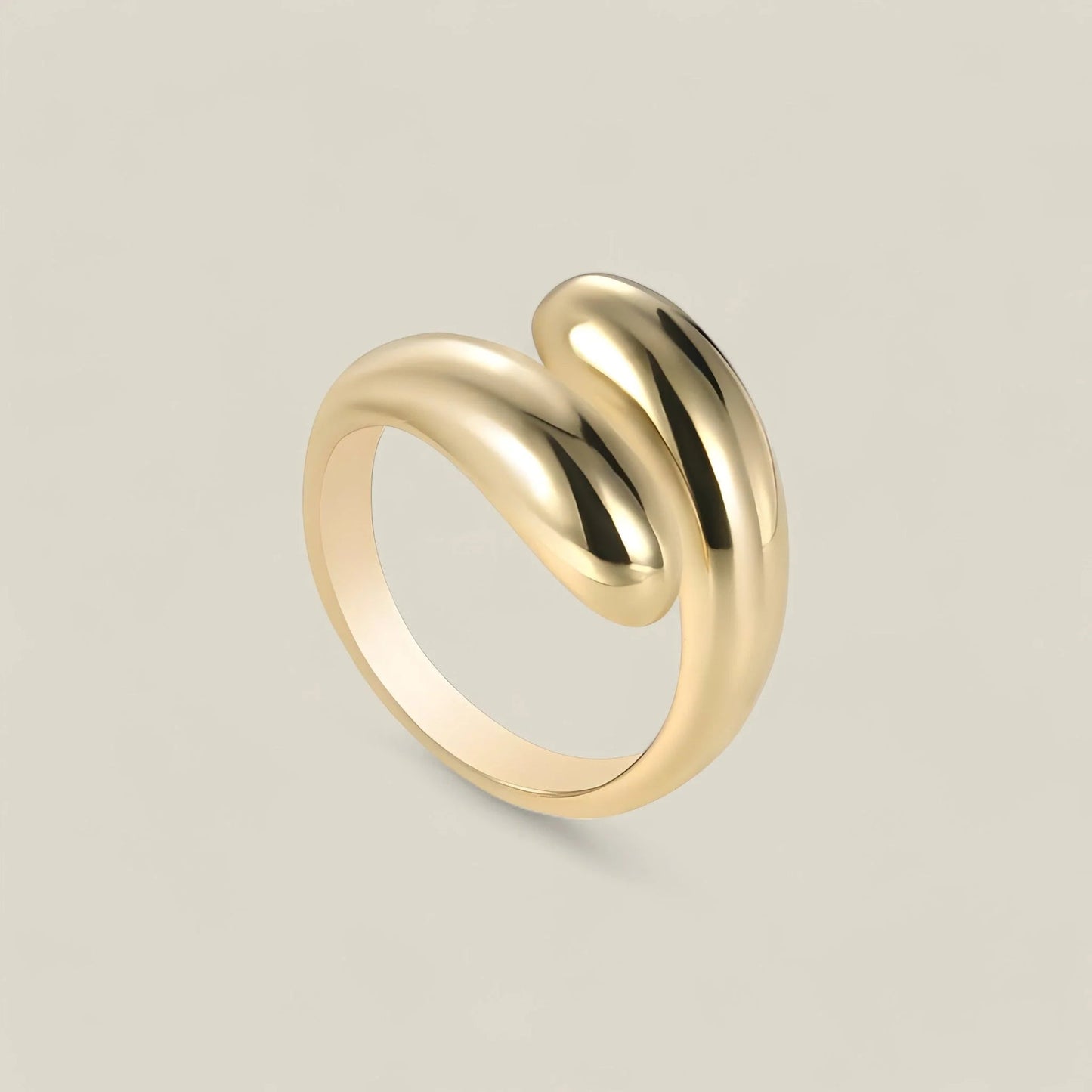 Sophia - Tidløs ring som kombinerer holdbarhet med minimalistisk eleganse