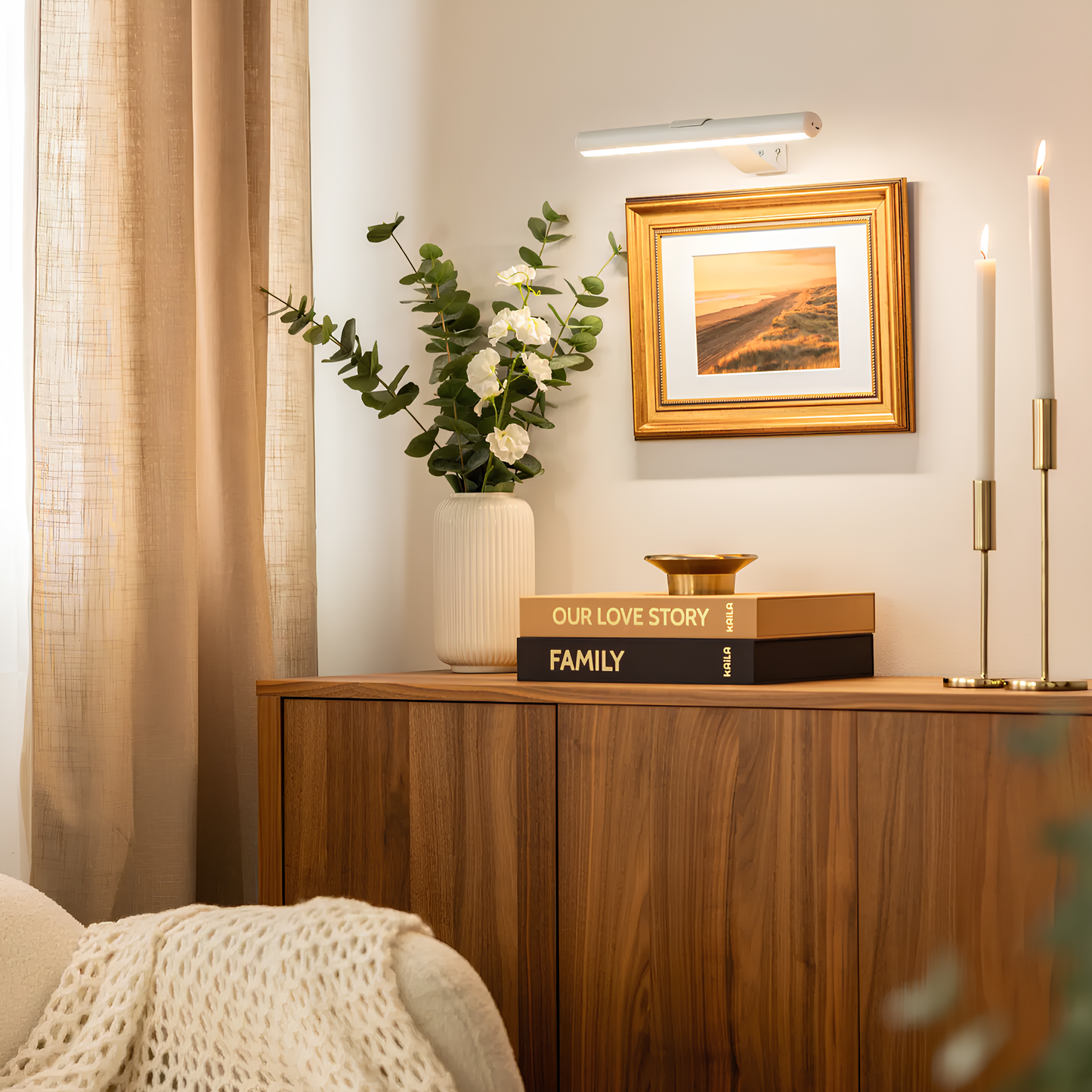 ArtBeam - Trådløs vegglampe for malerier med justerbar lysstyrke