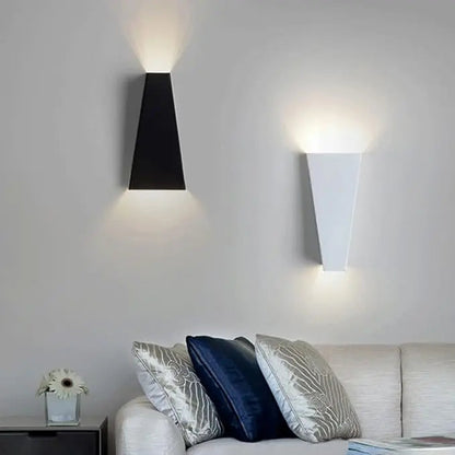 LumeEdge - Slanke LED-vegglamper for moderne interiør