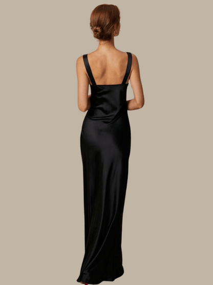 Sophia - Fantastisk maxikjole med brede stropper og firkantet ryggdesign