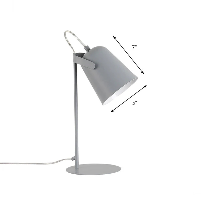 GlowShade – Skrivebordslampe med justerbar skjerm for stilig og unik belysning