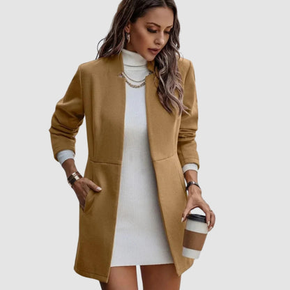 Luisa – Langermet Frakk med Åpen Front og Lommer