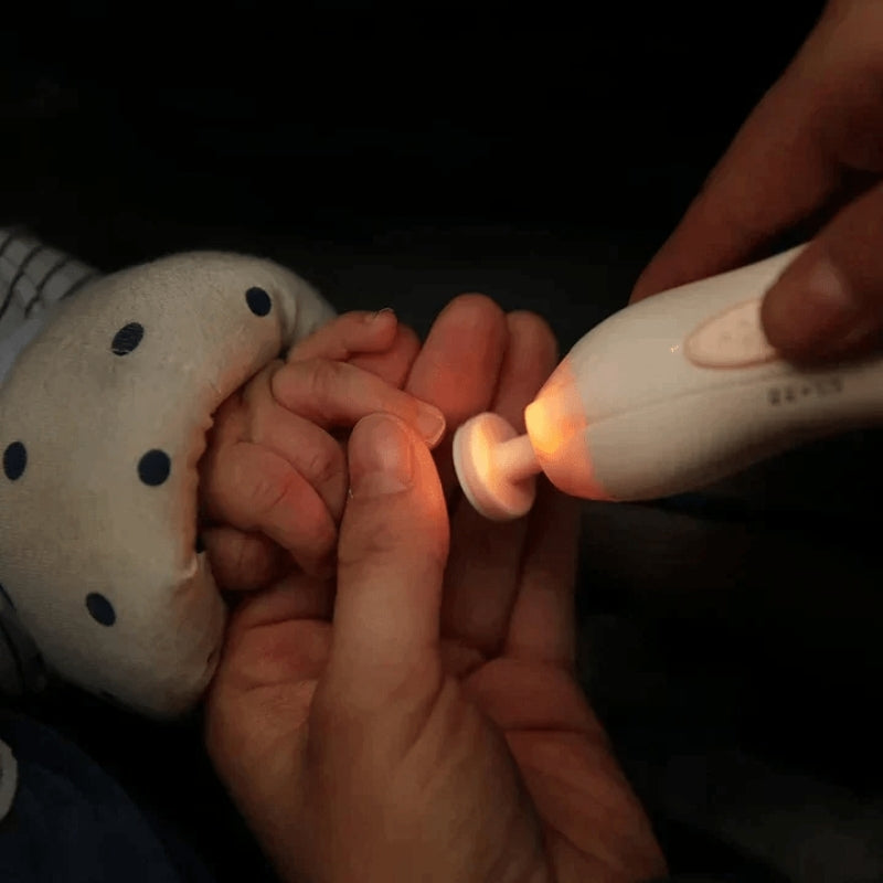 BabyTrim - Elektrisk negletrimmer for skånsom og sikker babyneglepleie