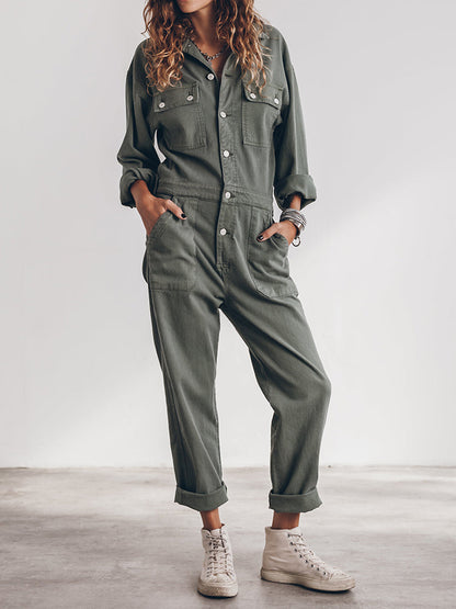 Freya - Avslappet passform front knapp jumpsuit med praktiske lommer