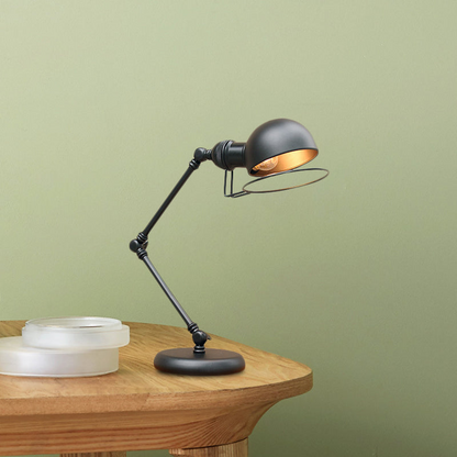 FlexiGlow – Bordlampe med svingarm og justerbart svingledd