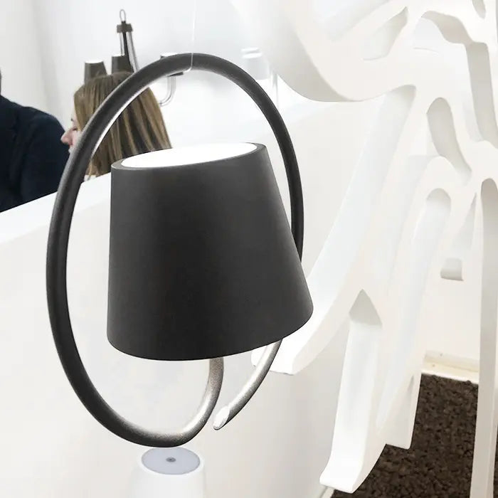 LumiFlex - Bærbar oppladbar LED-pendellampe med justerbar lysstyrke