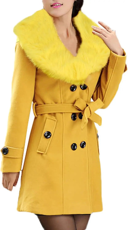 Emma - Stilig jakke med knappedetaljer og klaffkrage