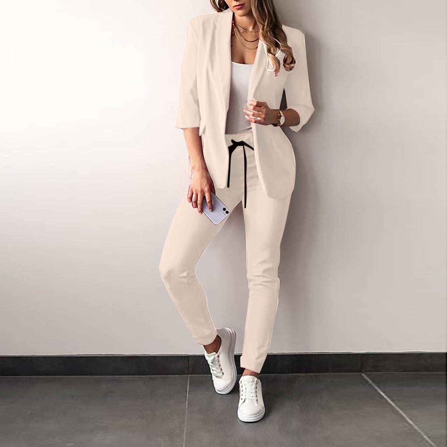 Ava - Smarte casual 2-delt sett med skreddersydd blazer og jogge bukser