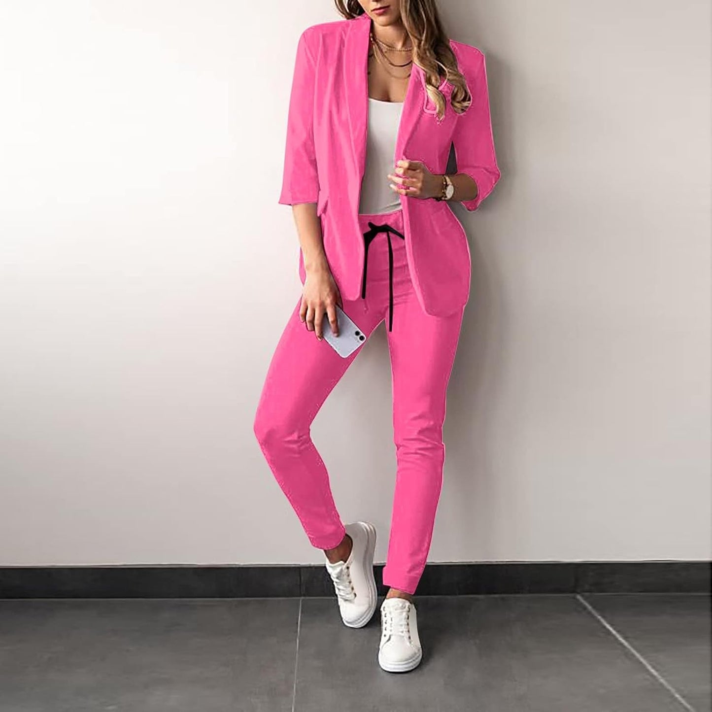 Ava - Smarte casual 2-delt sett med skreddersydd blazer og jogge bukser