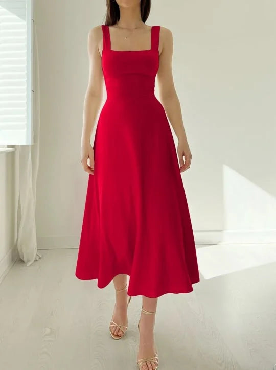 Evelyn - Elegant kjole med brede stropper for enkel stil og komfort