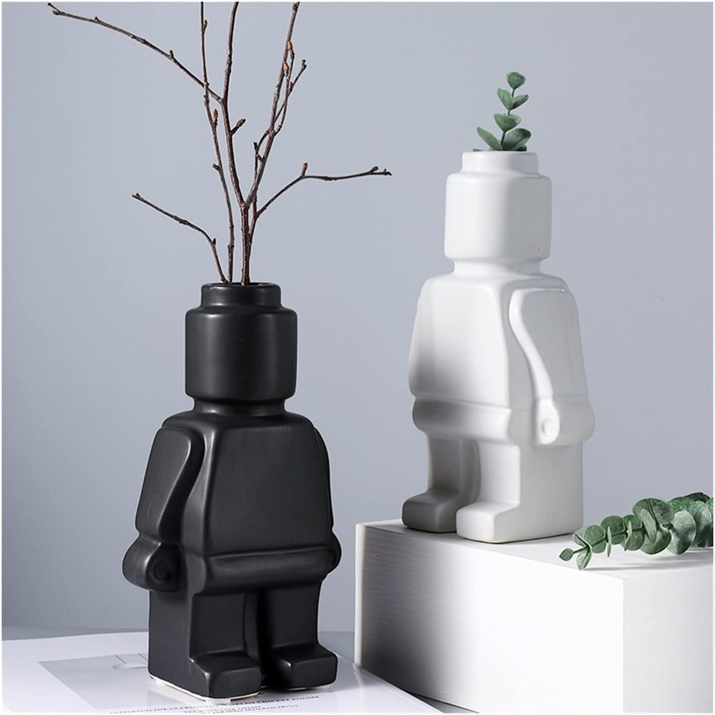 RoboBloom - Robotblomstvase med futuristisk design for leken dekorasjon