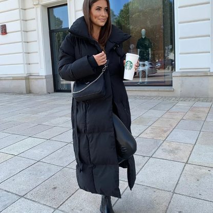 Clara – Kåpe med lange ermer, midjebelte og ståkrage