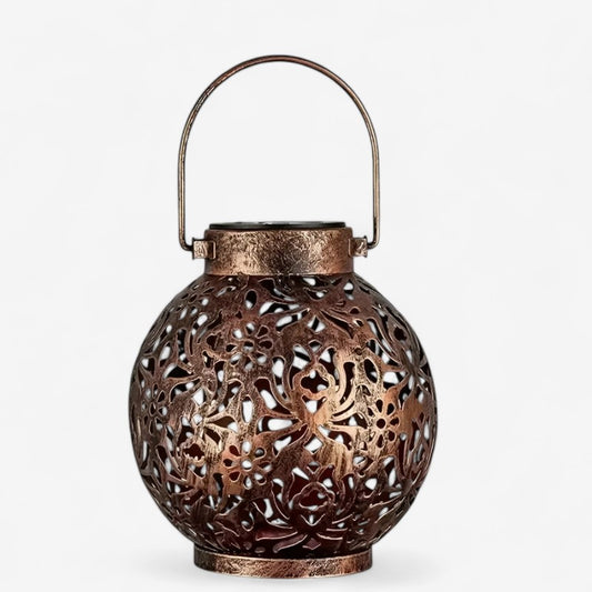 YardArt – Solcelledrevet Hagebelysning med Utskjæringsdesign