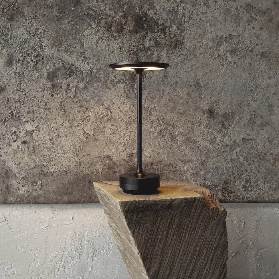 LumaVibe - Trådløs bordlampe for en luksuriøs og raffinert atmosfære