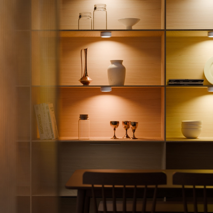 LumaEase – Trådløs LED-spotlight med fjernkontroll for enkel betjening