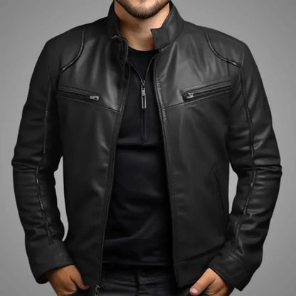 Carter – Moderne jakke med asymmetriske glidelåser og brystlommer