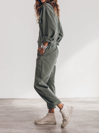 Freya - Avslappet passform front knapp jumpsuit med praktiske lommer