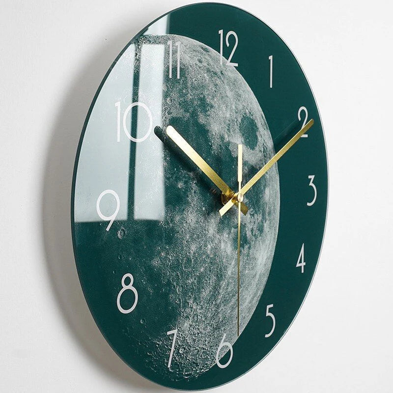 ClearTick - Moderne veggklokke i glass med minimalistisk design