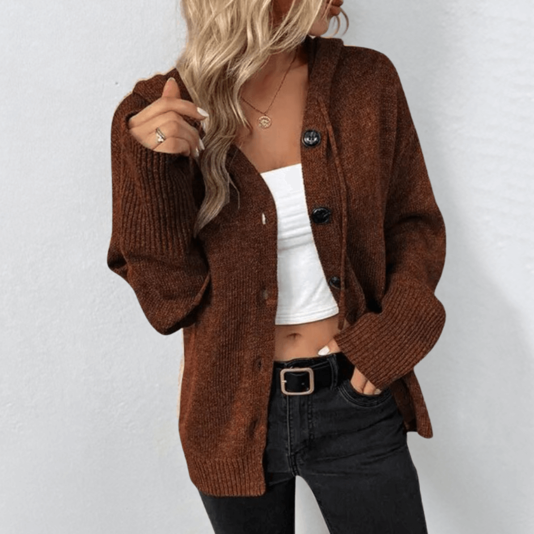 Chloe - Cardigan med knapper og ribbestrikkede detaljer