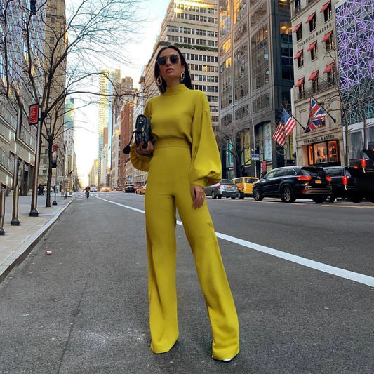 Fiona - Moderne jumpsuit med ballongermer og bukser med vide ben