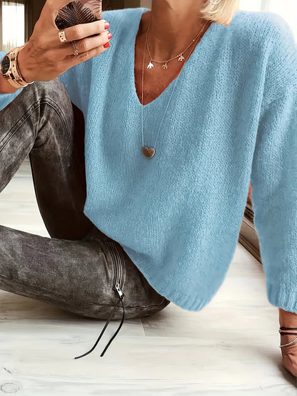 Ashley - Avslappet passform genser med V-hals og lange ermer
