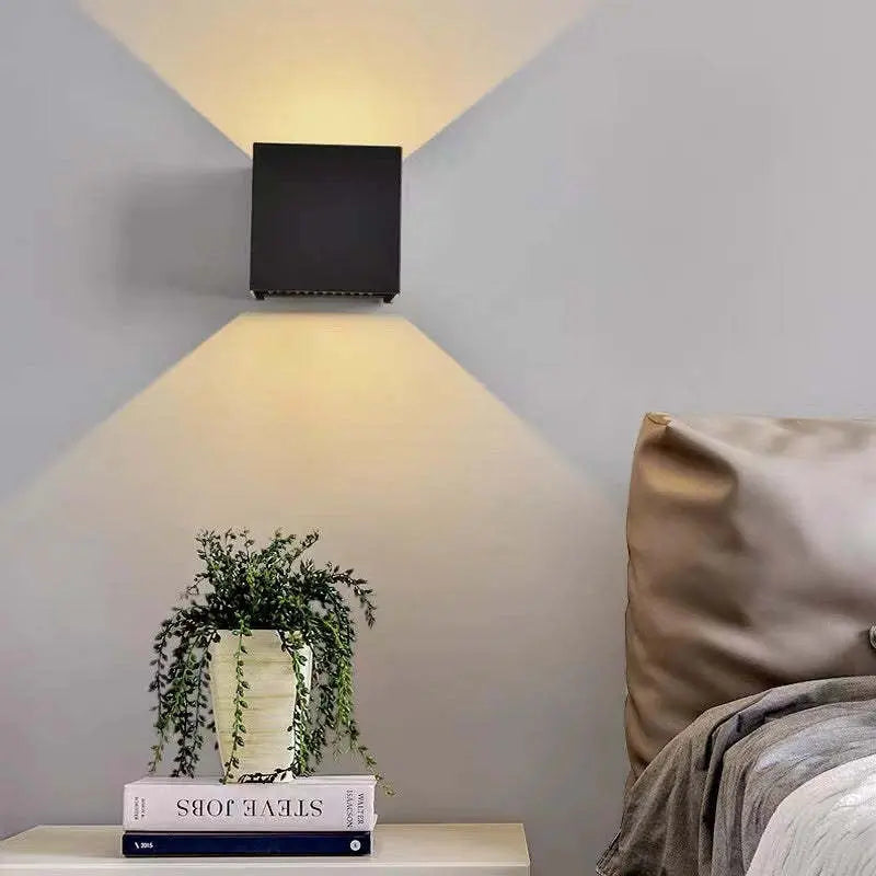 LumeGuard - Værbestandig LED-vegglampe med fjernkontroll