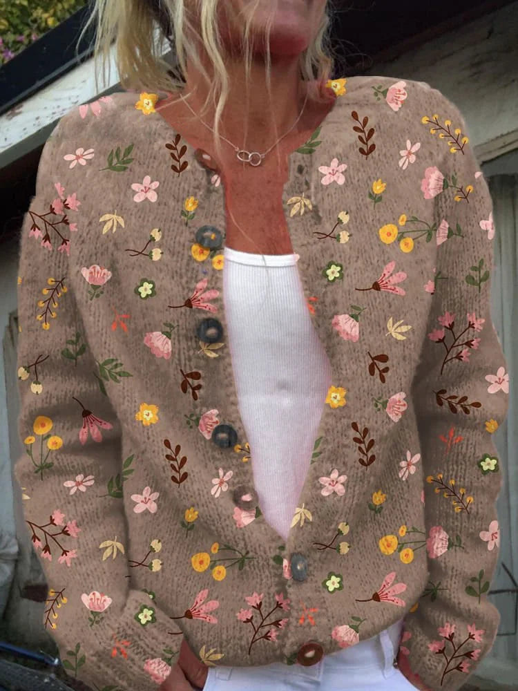 Hannah - Elegant Langermet Strikkekardigan med Blomstermønster og Knapper