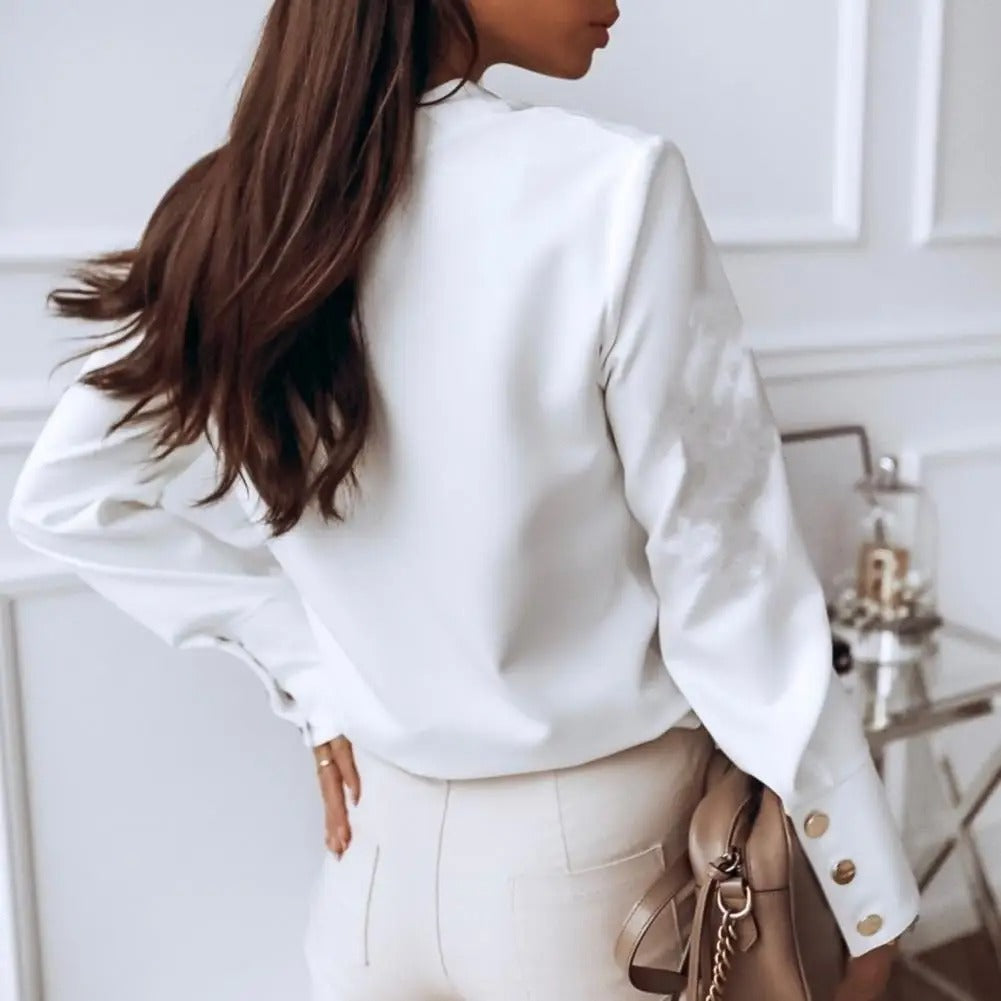 Leah - Stilig langermet bluse med knappede detaljer