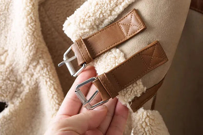 Juno - Komfortabel langermet fuskepelsjakke