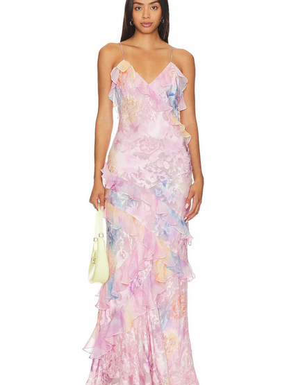 Isla – Gulvlengde kjole med flagrende skjørt og innsvinget midje