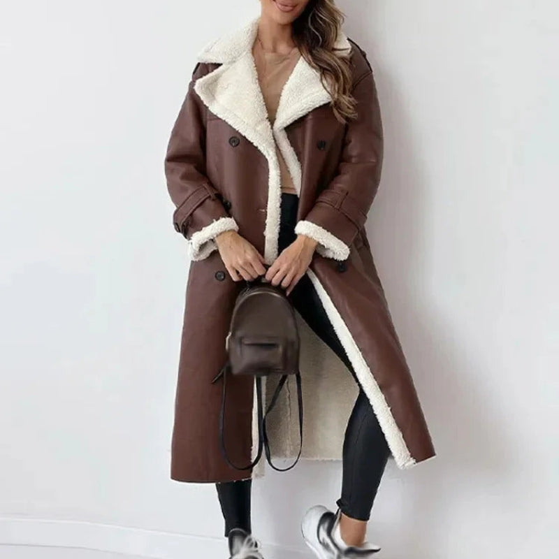 Marina – Lang kåpe med slagkrage og belte