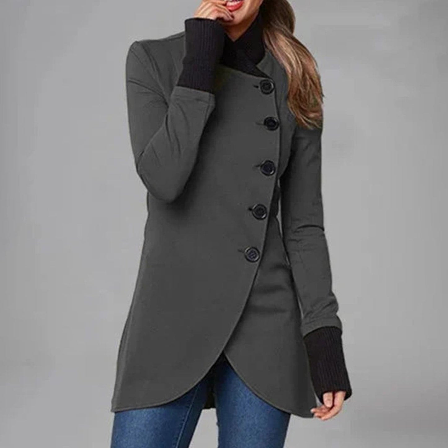 Elise - Asymmetrisk cardigan med knappefront og lange ermer