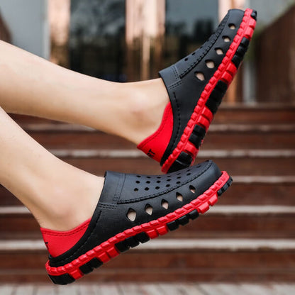 Michael - Røde og svarte sporty tresko med polstret fotseng