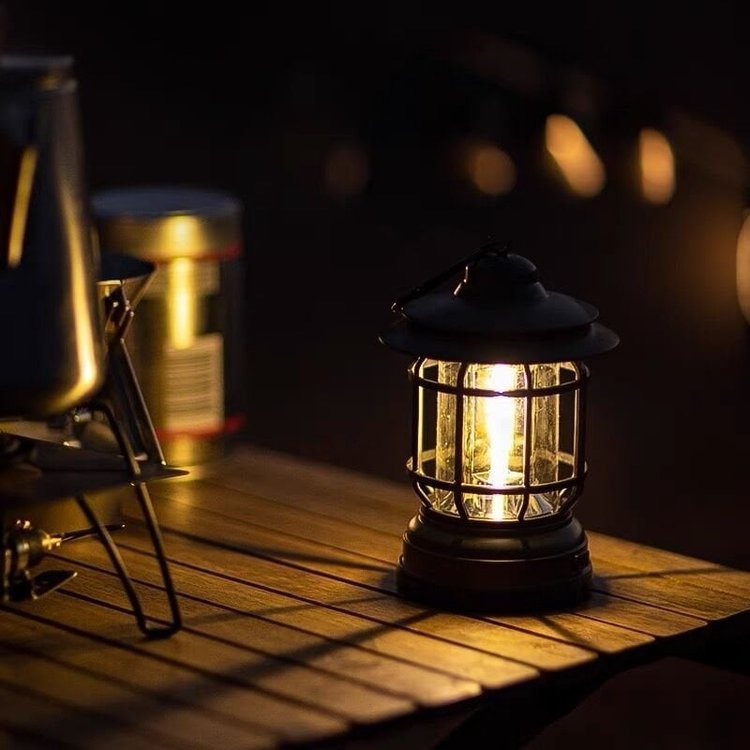 RetroGlow - LED-lysekrone med myk 360° belysning og dimbar kraft