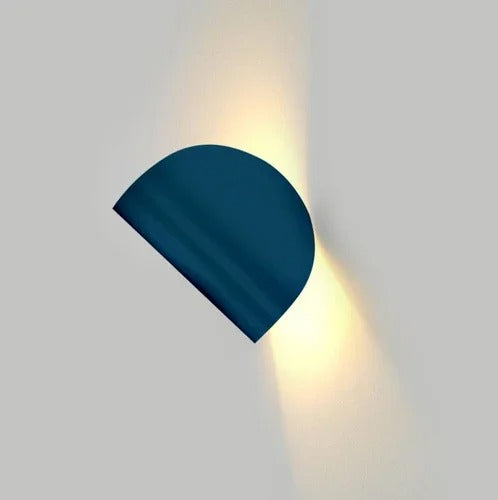 GeoGlow - Moderne LED-vegglampe for innendørs og utendørs sjarm