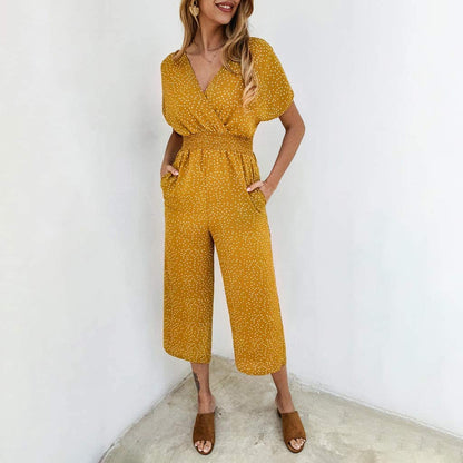 Marie - Trendy prikkete jumpsuit med flatterende passform og lekent utforming