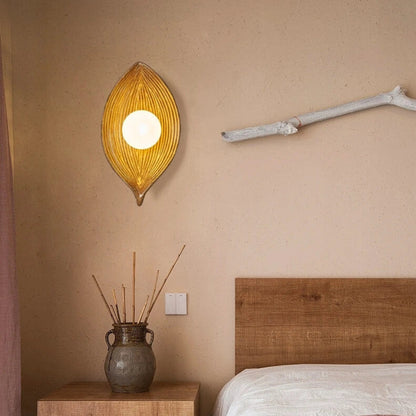 LeafGlow - Elegant LED Vegglampe Inspirert av Naturlig Bladdesign