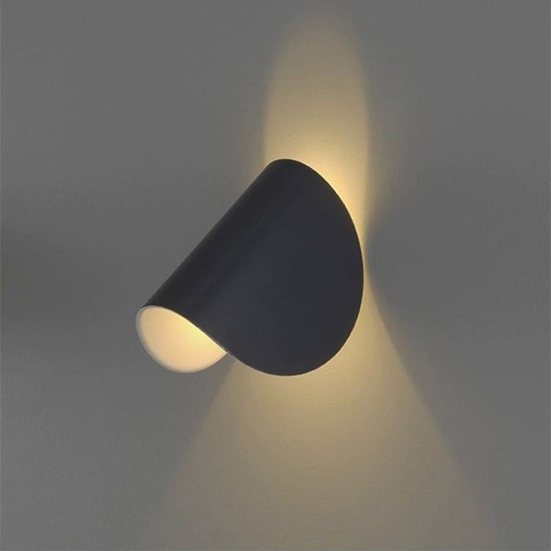 GeoGlow - Moderne LED-vegglampe for innendørs og utendørs sjarm