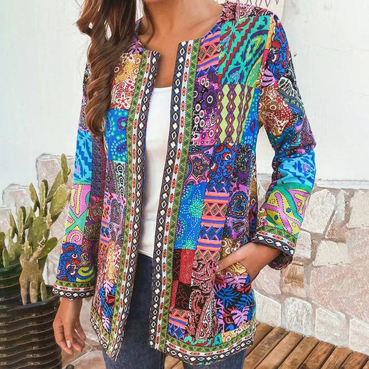 Ingrid - Fargerik patchwork cardigan med åpen front og rund hals