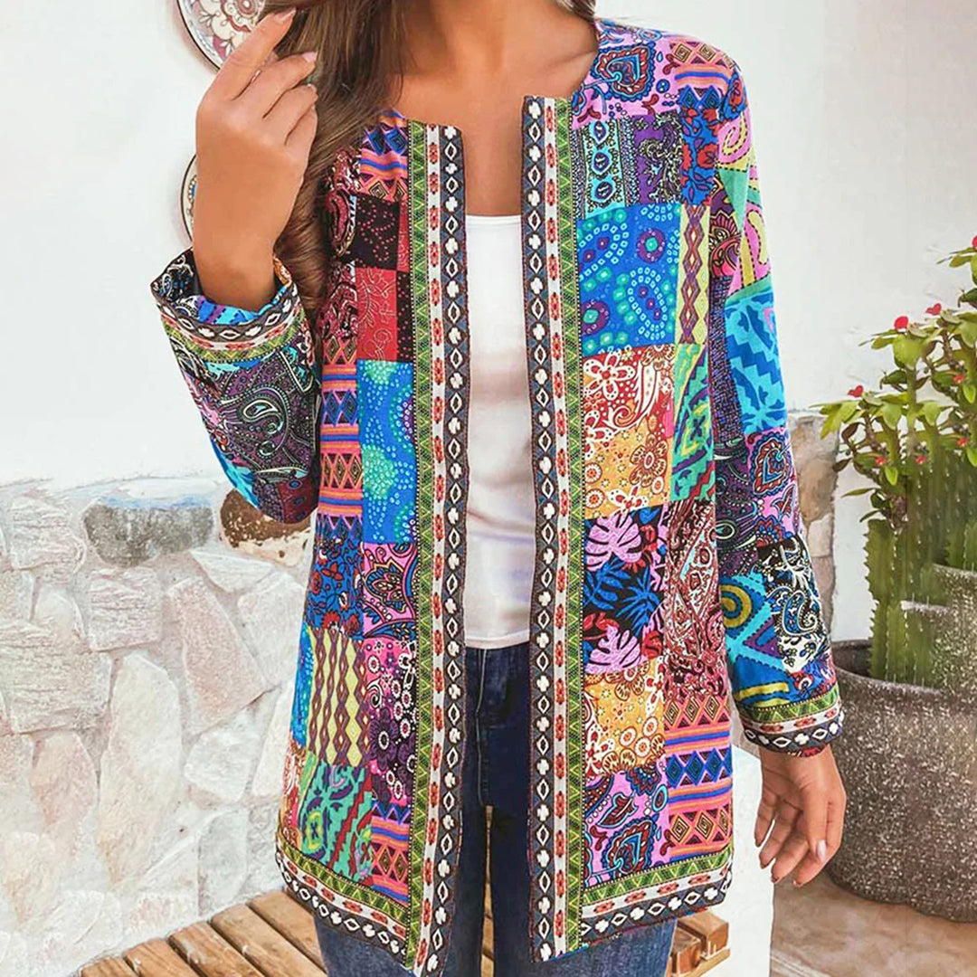 Ingrid - Fargerik patchwork cardigan med åpen front og rund hals