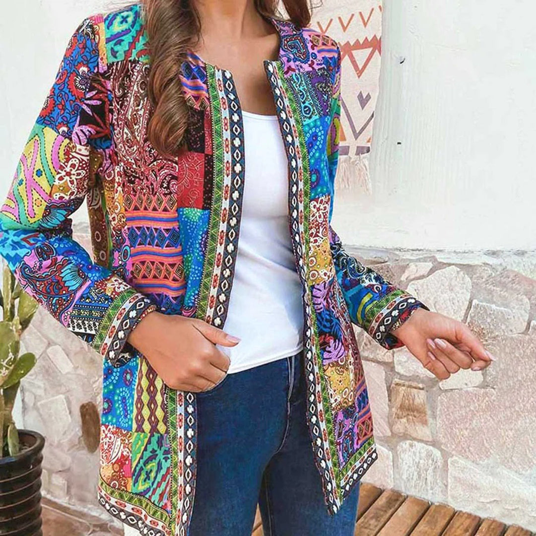 Ingrid - Fargerik patchwork cardigan med åpen front og rund hals