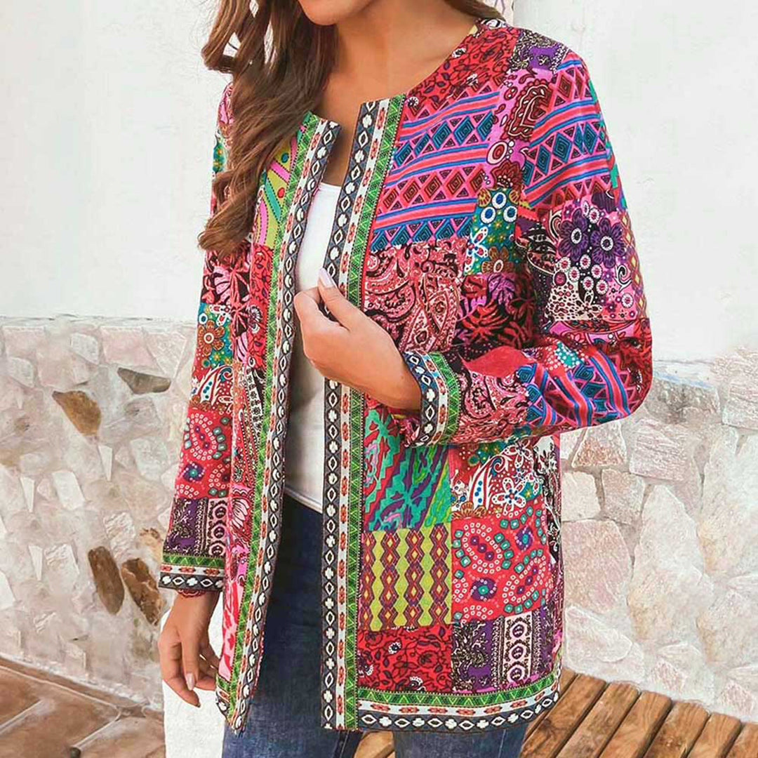 Ingrid - Fargerik patchwork cardigan med åpen front og rund hals
