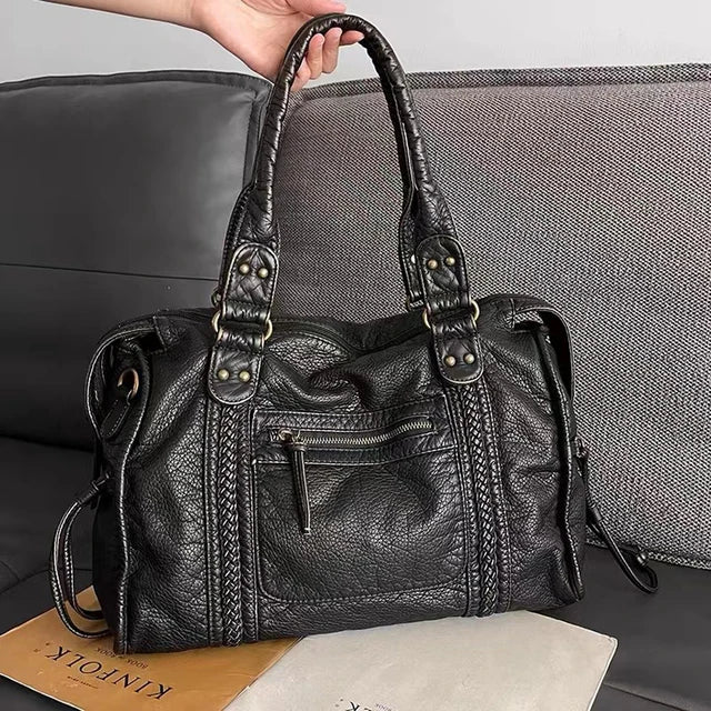 Charlotte - Vintage-sjarm med romslig interiør og brodert eleganse