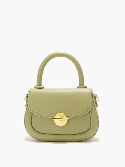 Leonie - Lett skulderveske med klaff og justerbar stropp