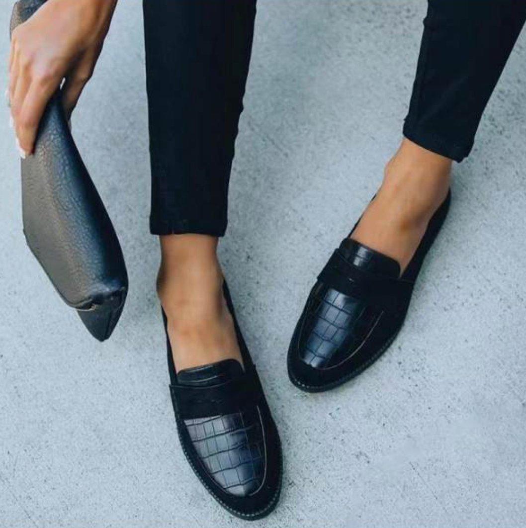 Celeste - Stilige loafers med krokodillemønster