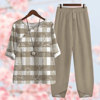 Nova - Stilig todelt sett med blomstertrykk