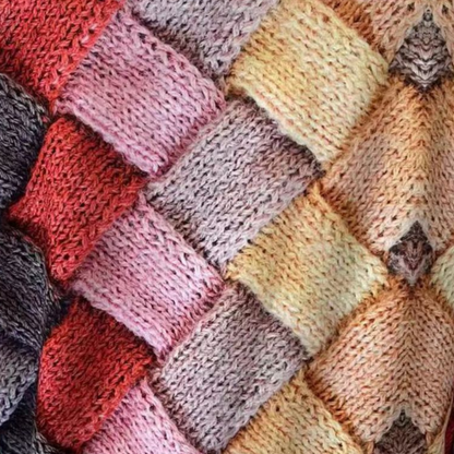 Lina – Pulserende Genser med Trykket Og Stilig Langermet