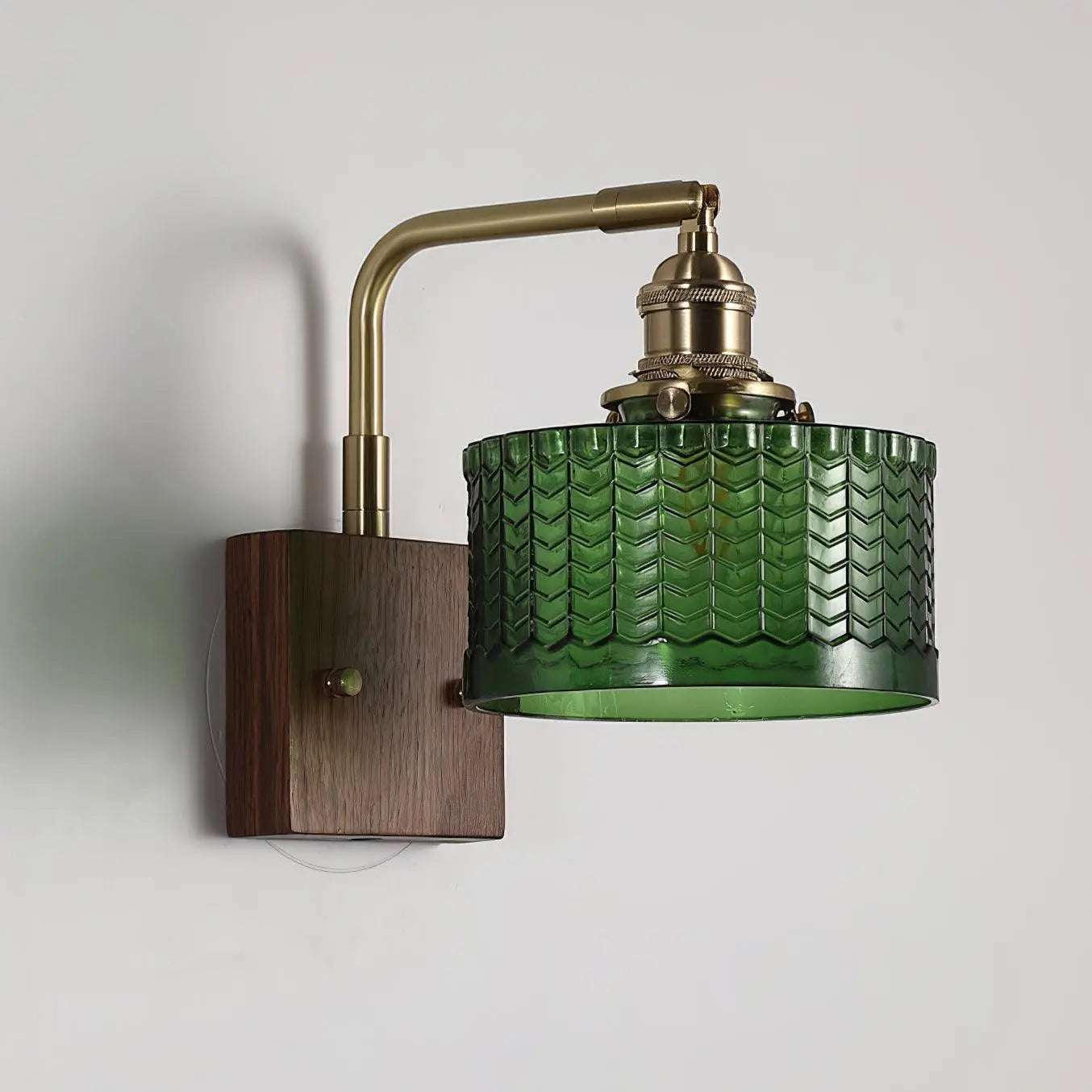 LumaCurve - Vegglampe med buet arm og skjerm med teksturert mønster