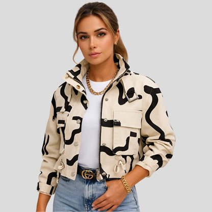 Emma - Lange ermer jakke med knappelukking og flere brystlommer